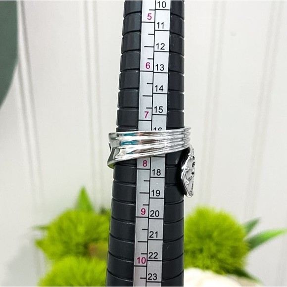 Rogers Jubilee Wrap Around Spoon Ring - Picture 5 of 5